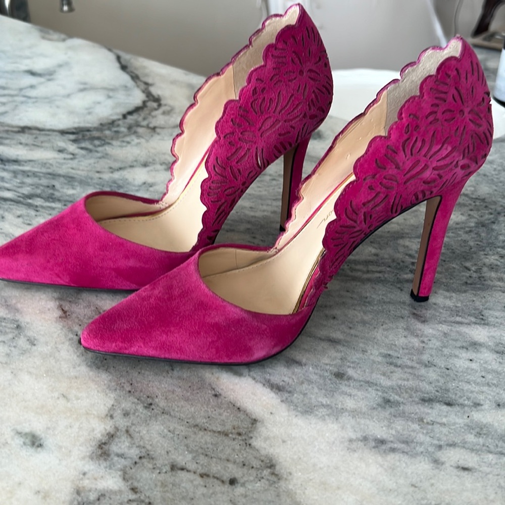 Beautiful pink Suede Jessica Simpson heels